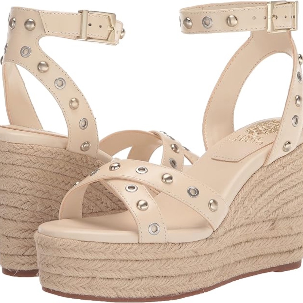 VINCE CAMUTO WEDGES